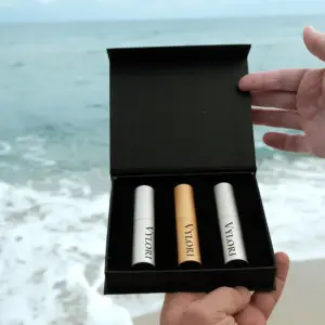 parfumproben-geschenkset-vylori-lifestyle-am-meer-jpg Stellen Sie Ihr eigenes Parfüm-Probenset für Frauen zusammen